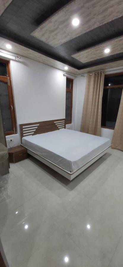 Solitude Inn Bnb Shimla Exteriör bild